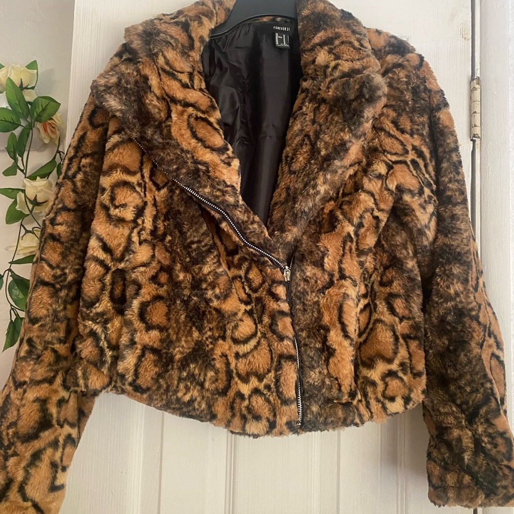 Cheetah print faux fur jacket